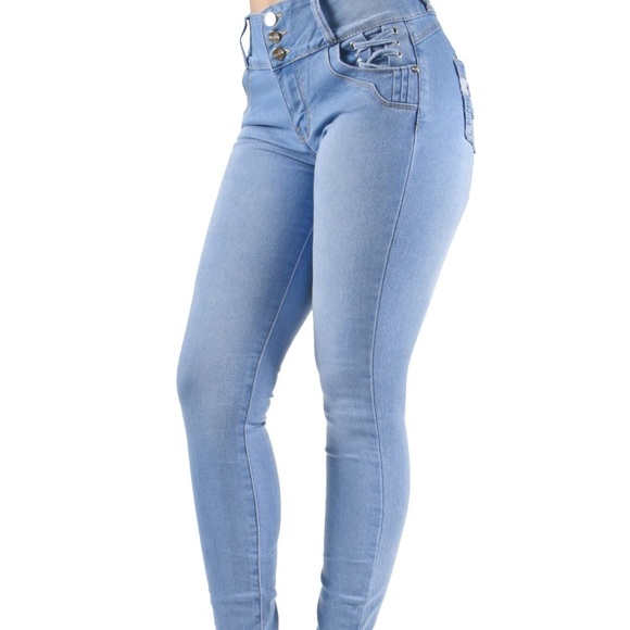 Stonewashed Jeans w/accents - Picture 2 of 3